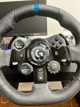 Herní volant Logitech G923 Pro (PlayStation,4,5,PC) + pedály - 2