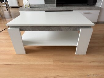 Konferenční stolek - 2