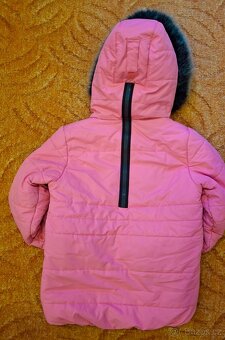 Zimní bunda dívčí128/134 - 2
