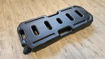 Plastový expediční kanystr 20l - 2