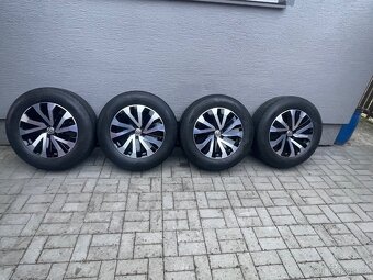 Sada letních pneu Touareg III 5x112 235/65 R18 - 2