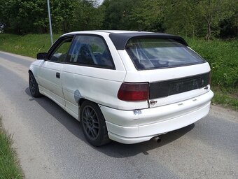 Opel Astra GSi 16v - 2