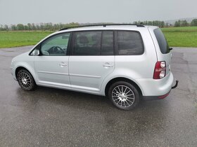 VW TOURAN - 2