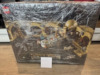LEGO 75290 Star Wars Mos Eisley Cantina - 2