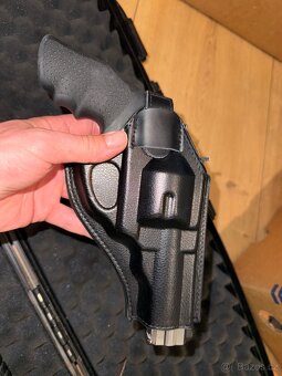 Pouzdro pro revolver - 2
