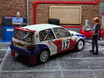 Nissan Sunny GTI-R RMC 1992 1:18 OttoMobile - 2