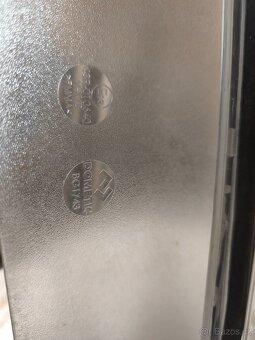 DOMETIC BG 1743 cele střešní okno s roletami - 2