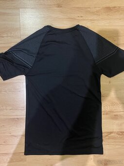 Prodám Gymshark Onyx V2 – vel. M (perfektní stav) - 2