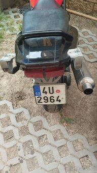 Yamaha FZS 600 Fazer - 2