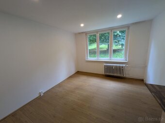Pronájem 1+kk 21m2, Na Podlesí 1448, Kadaň - 2