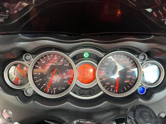 Suzuki Hayabusa - 2