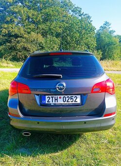Opel Astra J sport tourer 1.4 - 2