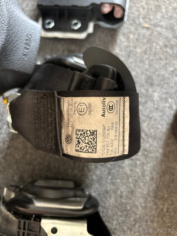 Palubní deska + airbagová sada VW Golf 6 5K1 - 2