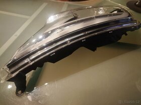 Nissan Juke (F15) [06/10-12/19] pravý přední světlo blikač - 2