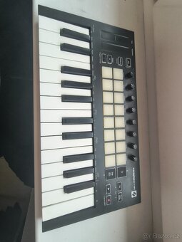 Prodám Novation Launchkey mini mk2 - 2