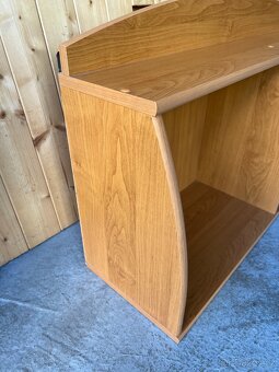 Polička / malá skříňka za odvoz - 2