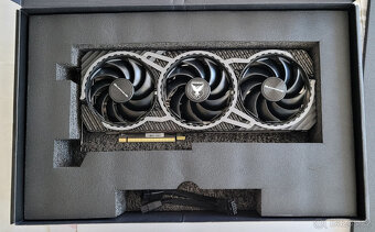 NVIDIA GeForce RTX 4070 Ti (Gainward) - 2