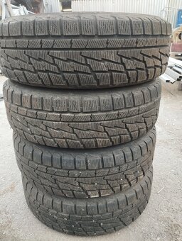 Alu Kola Nisan 215/60/R 17 - 2