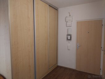 PRODEJ BYTU 3+1 V KYSELCE - 2