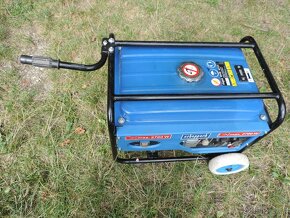 Generátor, Elektrocentrála 220V speciální vybavení - 2