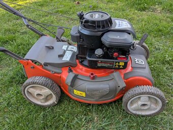 Husqvarna M145SV - motorová mulčovací sekačka s pojezdem - 2