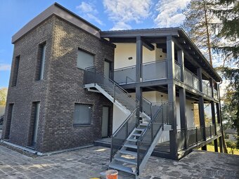 Prodej apartmánu 2+kk o rozloze 70 m2, Lipno nad Vltavou - 2
