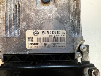 Řídicí jednotka motoru / 03G906021NK - 2