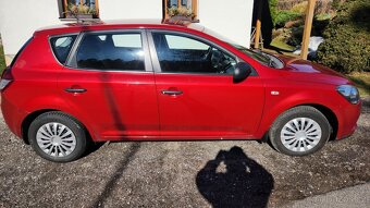 Kia ceed 2010 - 2