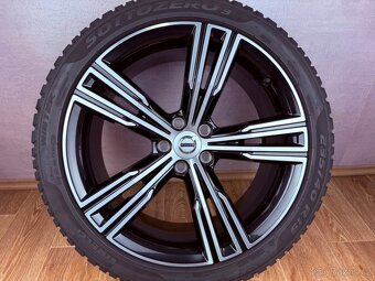 TOP zimní kola Volvo S60 R19 originál - 2