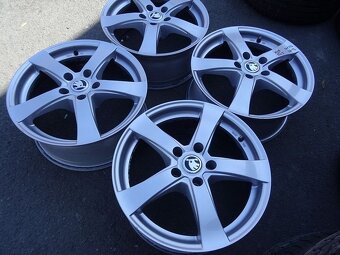 Alu disky na Škoda, VW, 17", 5x112, ET 35 ,šířka 7,5J - 2