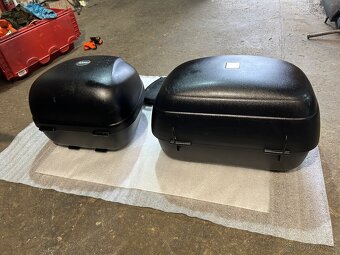 Prodám kufry GIVI 25L a 42L - 2