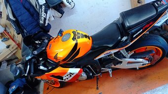 HONDA CBR 600RR Repsol - 2