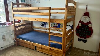 Prodám dřevěnou palandu z masivu borovice - 2
