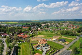 Prodej stavebního pozemku 1071m2 - 2