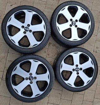 17" Kia Picanto 4x100 l6,5j et 43 etní sada alu - 2