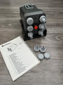 Gardena rozdělovač vody automaticky - 2
