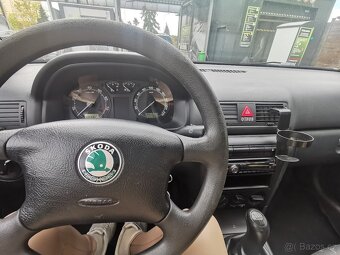 Vůz Škoda Octavia 1.6i 75 kW - 2