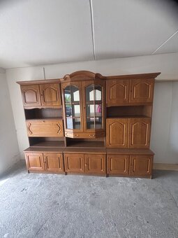 PRODÁM  OBÝVACÍ STĚNU - 2