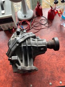 Úhlová rozvodovka Volvo XC /Land Rover evoque - 2