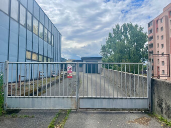 Pronajmu garáž v centru Kopřivnice - 2