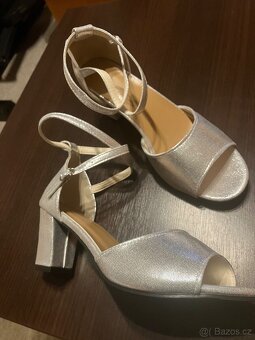 Nové dámské společenské boty, stélka cca 26,8 cm - 2