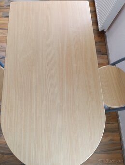 Stůl s 2 židlemi - 2