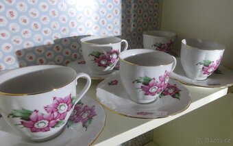 Sada romantických retro šálků - 2