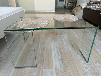 konferenční stolek - 2