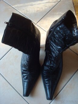 Kozačky černé zateplené velikost 38 - 2