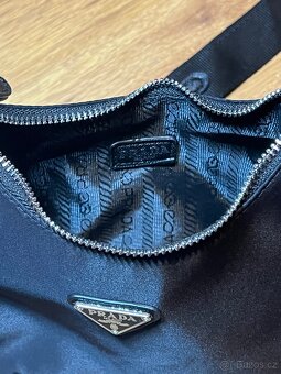 Prada Re-Edition 2005 - 2