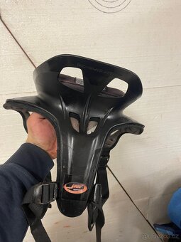 Dětský krční chránič EVS - 2