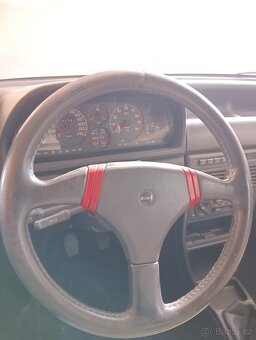 Fiat Uno turbo - 2
