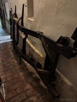 Nepoužitý rám Gaz 69 - 2