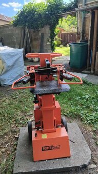 Štípačka dřeva 7 tun - 2